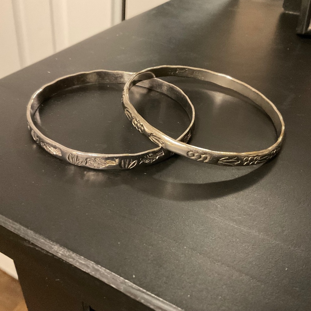 *Vintage* Set of two Solid Sterling Silver Bangles